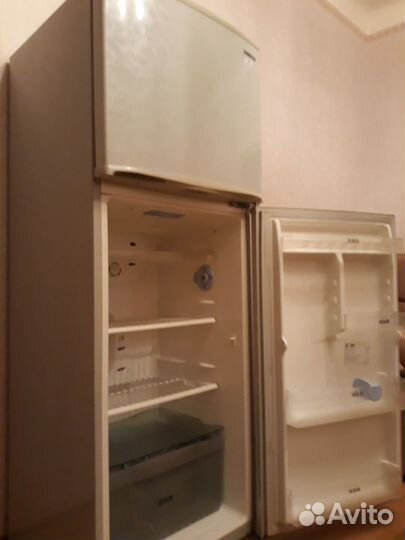 Холодильник samsung