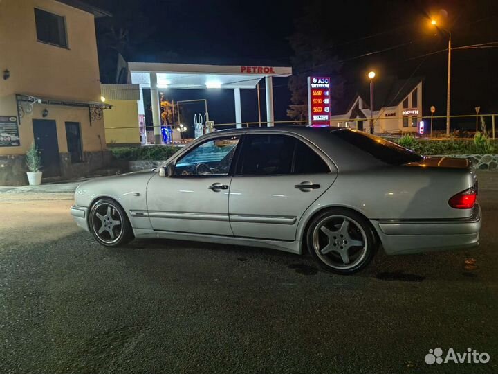 Mercedes-Benz E-класс 2.0 AT, 1998, 167 000 км