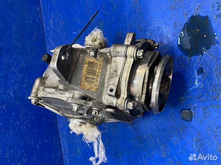 Раздатка передняя Mercedes-Benz C-Class W204 M272