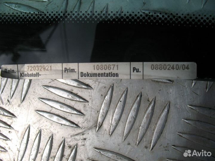 Стекло глухое Mercedes Benz W202 универсал