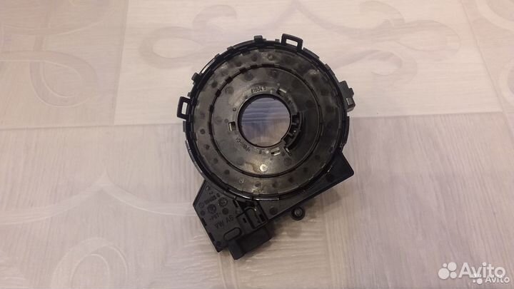 Подрулевой шлейф кольцо SRS VW Passat B6 CC