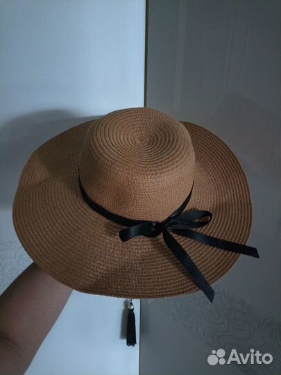 Шляпа на пляж