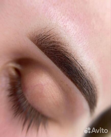 Перманентный макияж (бровей/губ)