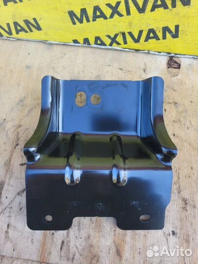 Кронштейн Jaguar F-Pace X761 2016