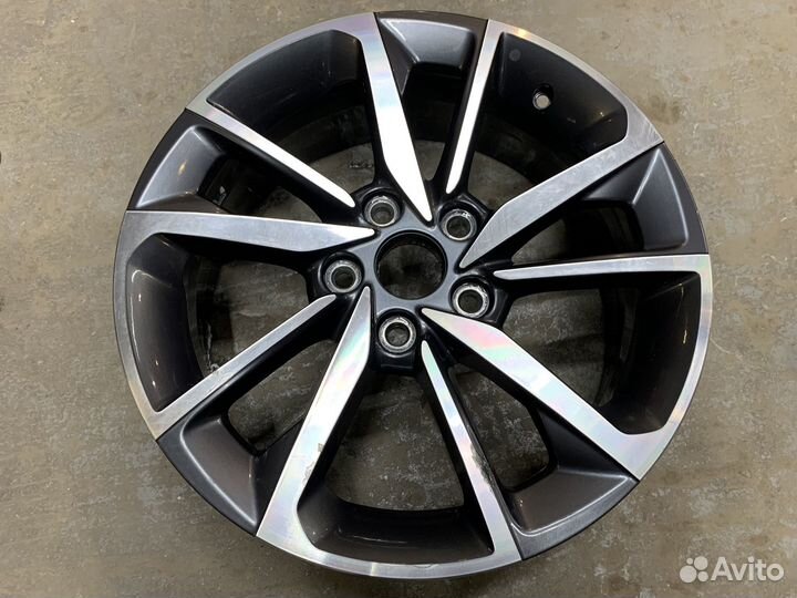 Диск штука Geely Coolray I R17