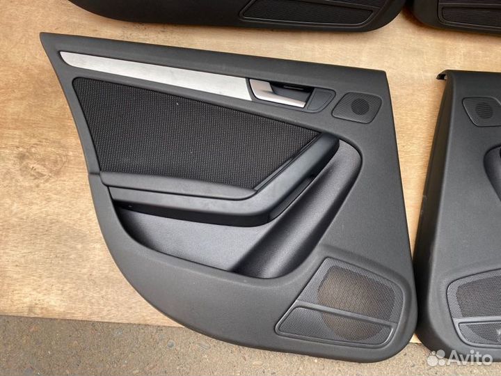 Обшивка двери (комплект) Audi A4 8K2 CDH 2007-2011