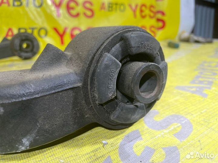 Рычаг подвески передний левый Jeep Cherokee KJ