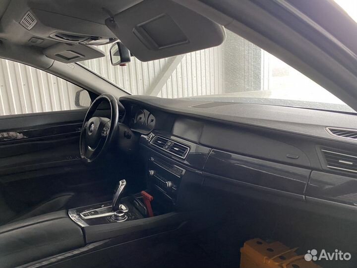 Разбор BMW 7 f01 f02 N54B30 задний привод