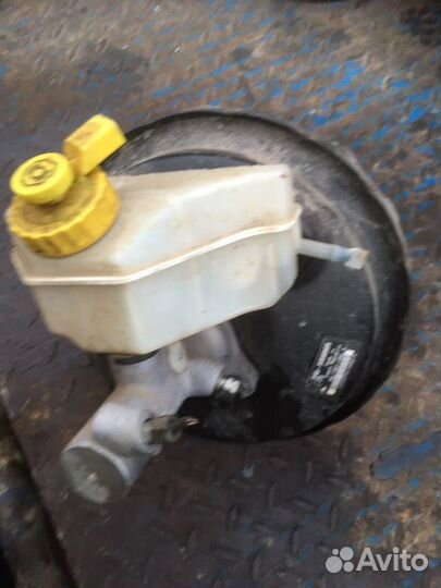 Тормозной вакуумный цилиндр. УАЗ Патриот