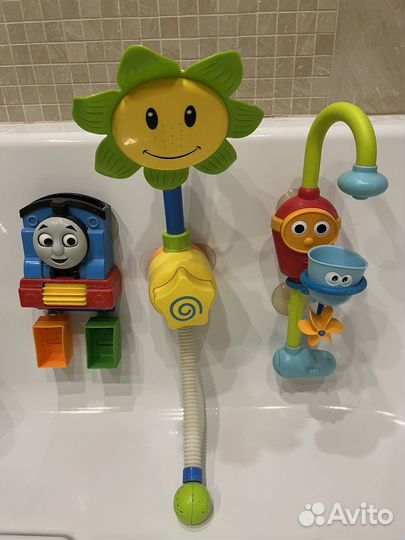 Развивающие игрушки для малышей пакетом