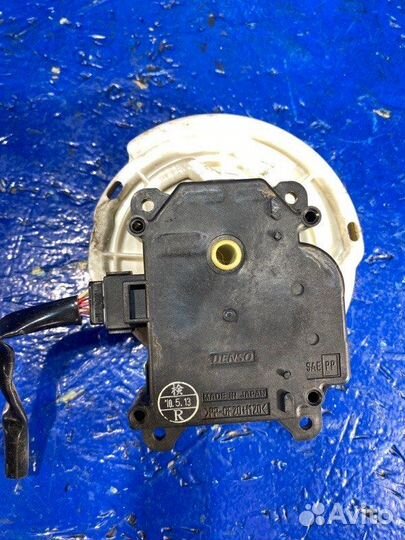 Сервопривод заслонки печки Nissan Fuga Y51 2.5