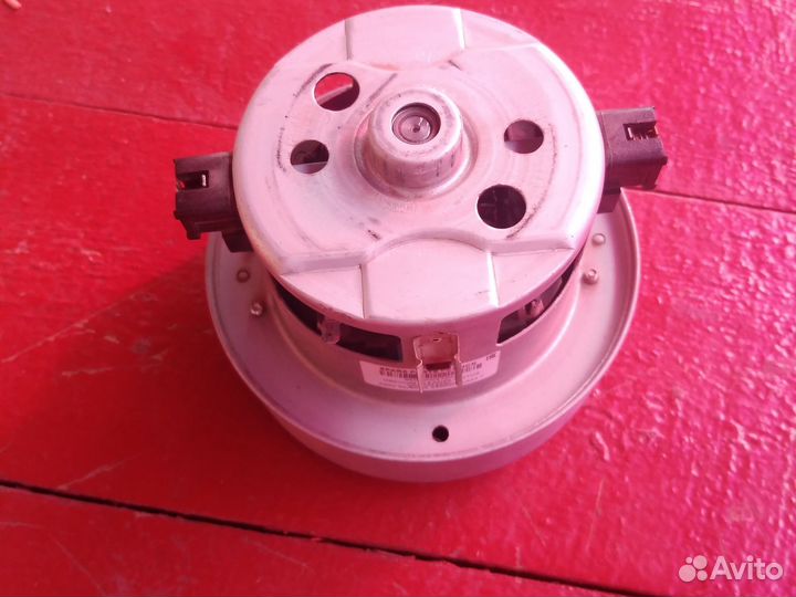 Мотор от пылесоса