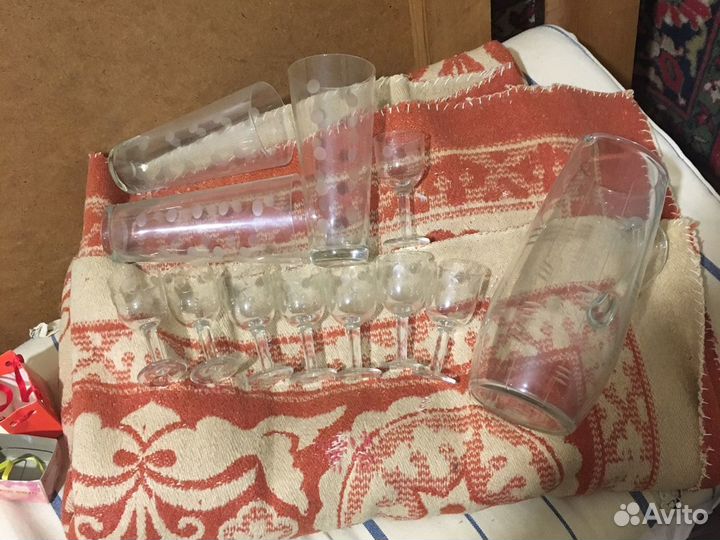 Супница, сервизы, чайные, рюмки, бокалы, фужеры, в