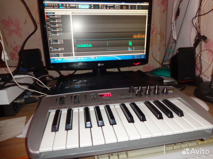 Midi-клавиатура M-Audio Oxigen 8