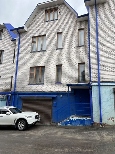 Таунхаус 300 м² на участке 1 сот.