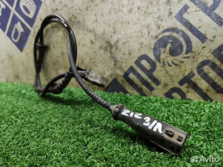 Датчик ABS задний левый Renault Fluence седан 1.6