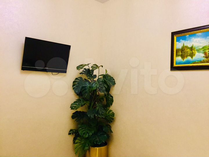 Комната 14 м² в 5-к., 3/6 эт.