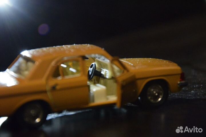 Газ 3102 охра, такси