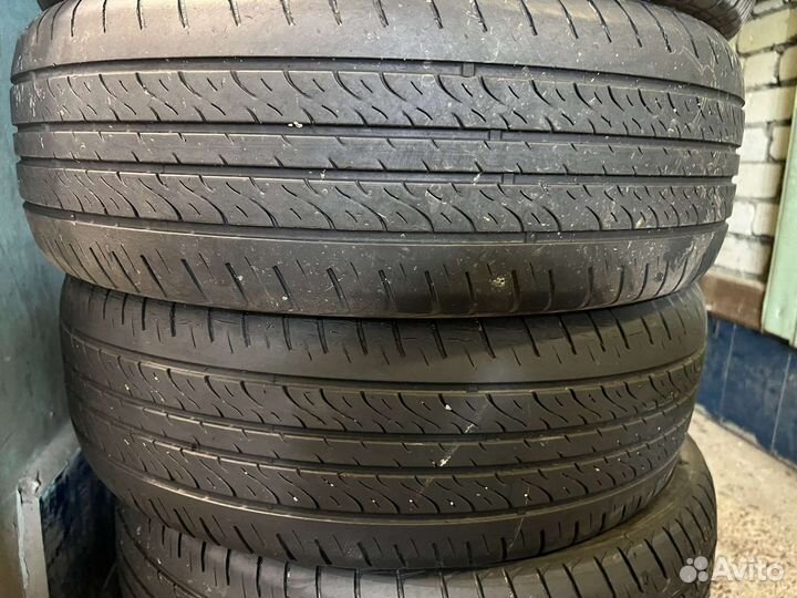 DoubleStar DH02 215/60 R16