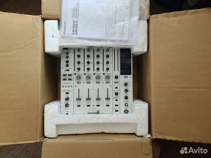 Микшерный пульт DJM-850 white