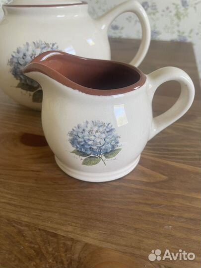 Заварочный чайник и молочник гортензия новые