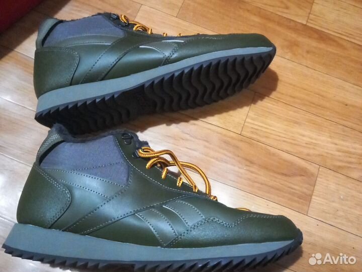 Ботинки Reebok новые