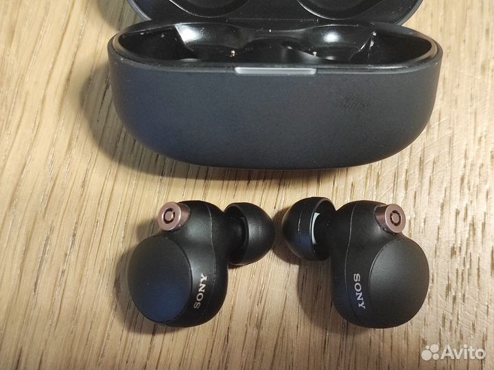 Наушники Sony WF-1000XM4