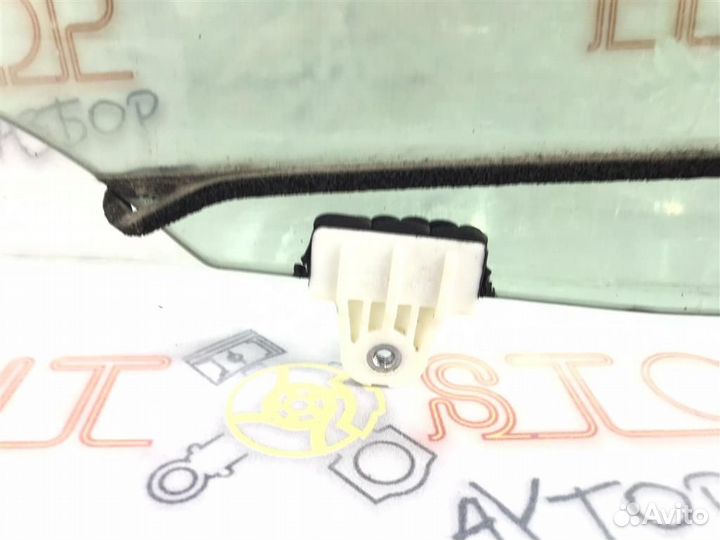 Стекло двери переднее левое Nissan Teana (J32) 20