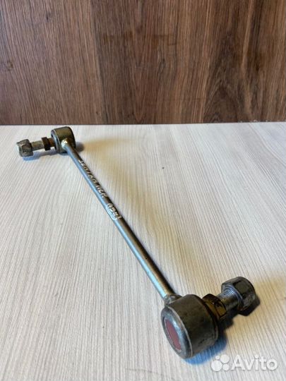 Стойка стабилизатора передняя Nissan Sentra B17