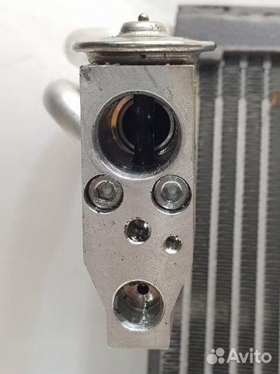 Радиатор кондиционера Nissan Qashqai J11 1.2