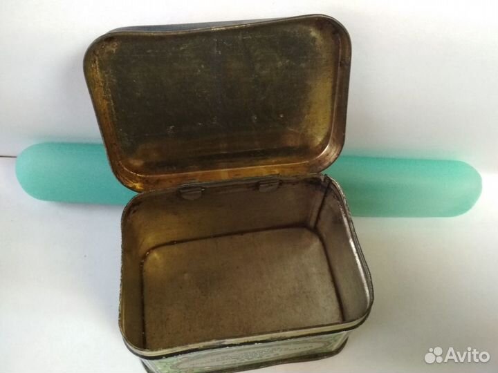 Коробочка ретро