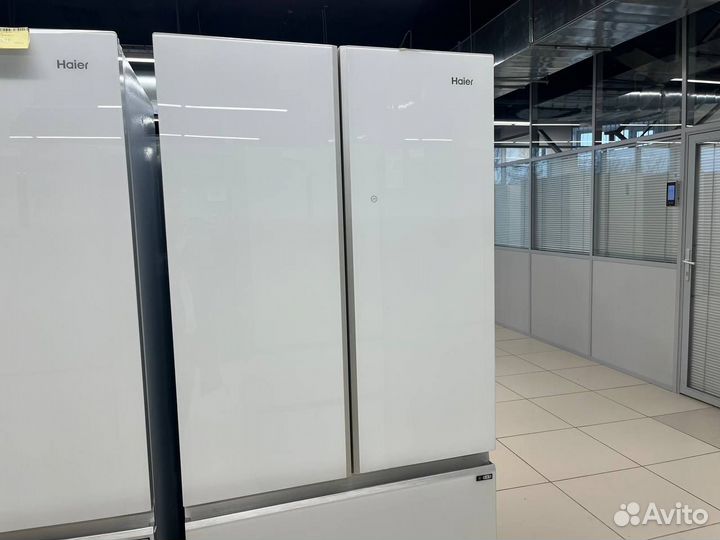 Холодильник многодверный Haier HB18fgwaaaru