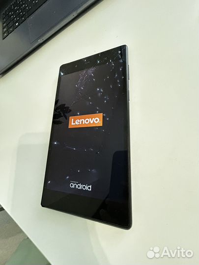 Планшет Lenovo tb-7304X