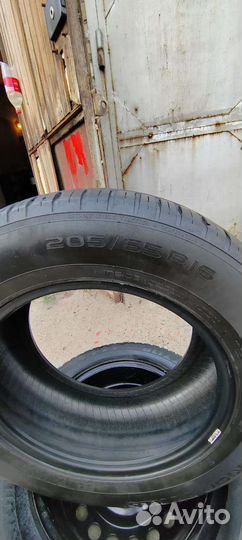 Nokian Tyres Hakka Blue 2 205/65 R16