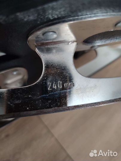 Женские фигурные коньки 39