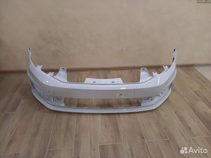 Volkswagen polo бампер передний белый 2018г