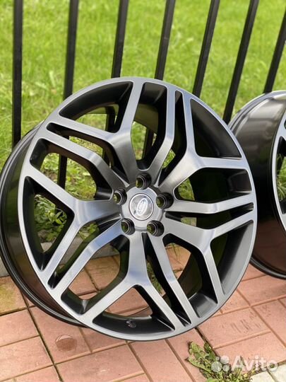 Оригинал кованные Range Rover R22