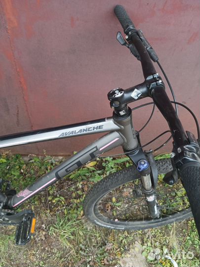 Горный велосипед gt avalanche 26