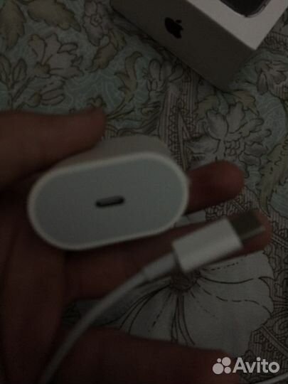 Зарядное устройство для iPhone