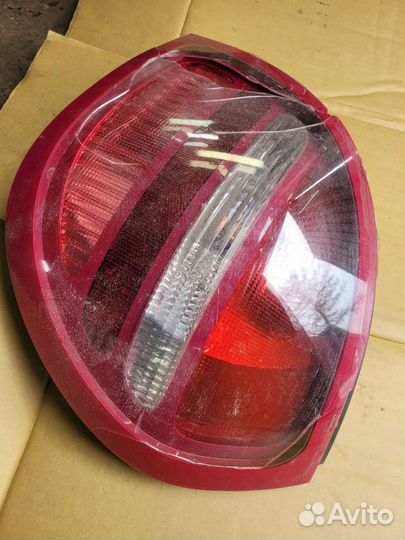 Фонарь битый nissan almera n16