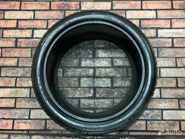 Continental ContiCrossContact UHP 295/35 R21 107V
