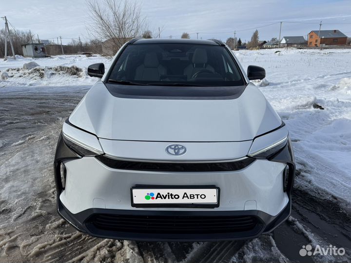 Toyota bZ4X 218 л.с. AT, 2023, 2 192 км