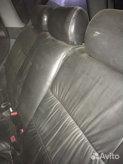 Кожаный салон Subaru Outback