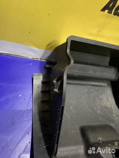 Бардачок Ford Fusion