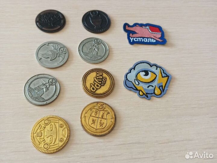 Набор монет пятëрочки и патчи