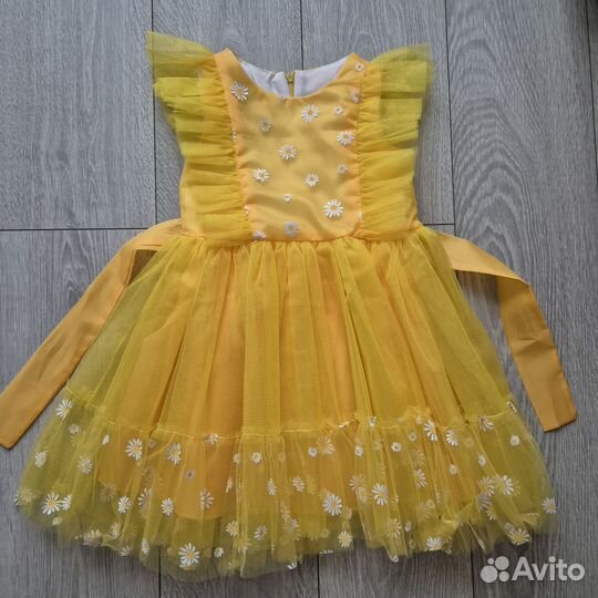 Платье на девочку