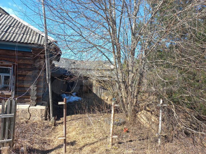 Дом 30 м² на участке 50 сот.