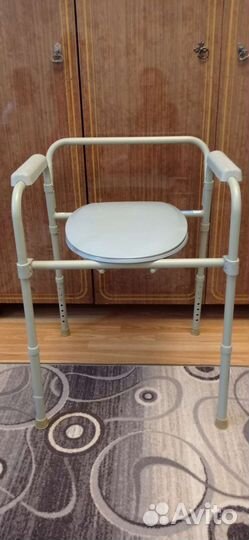 Санитарный стул туалет