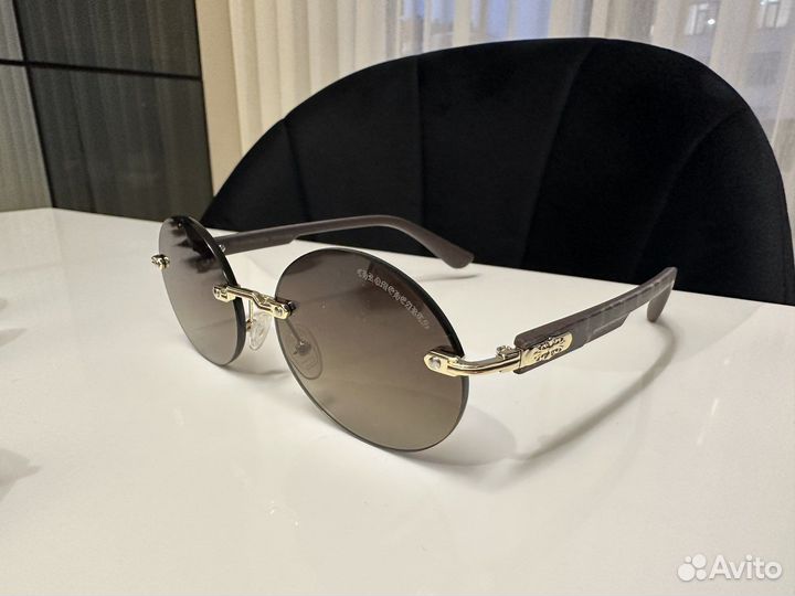 Солнцезащитные очки