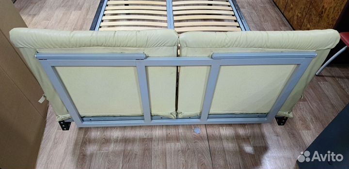 Кровать с матрасом Италия